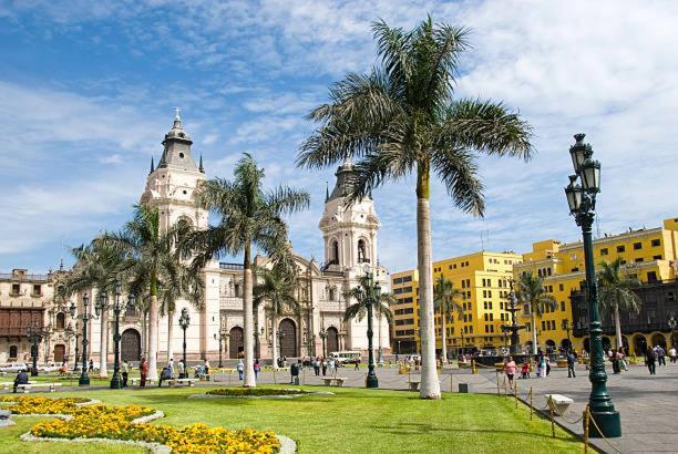 In The Heart Of Lima Apartment Luaran gambar